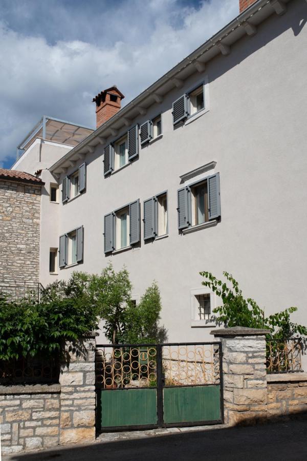 Moderno 3 Casa Vecchia Villa เปโรย ภายนอก รูปภาพ